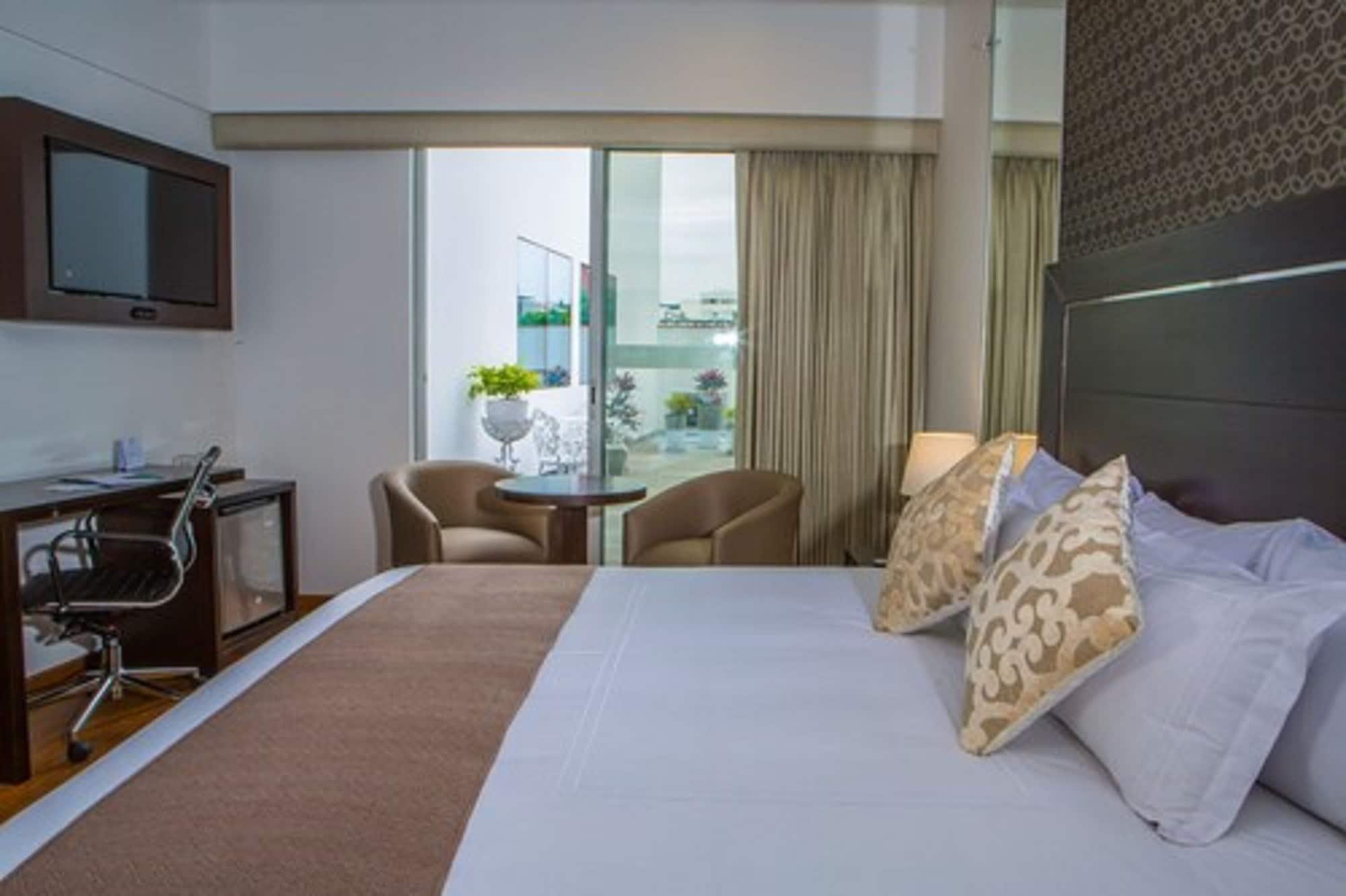 Jose Antonio Deluxe Hotel Lima Buitenkant foto